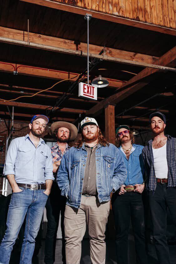 St. Louis-based country band Hunter Peebles and the Moonlighters